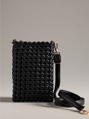 NWT | The Kalani Woven Knot Bag: Cell
Phone Edition
